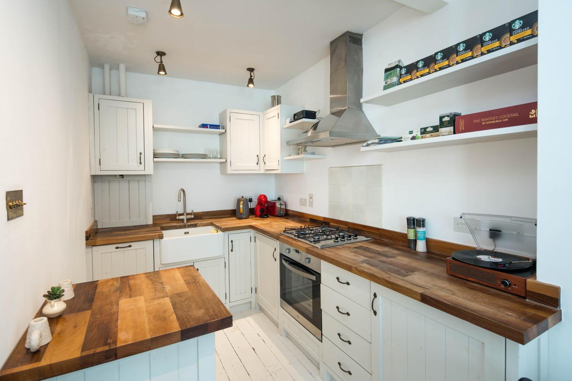 Charming 2-Bed Flat In The Heart Of Nottinghill - Steps From Portobello Rd Market And Nottinghill Bookshop Lägenhet London Exteriör bild