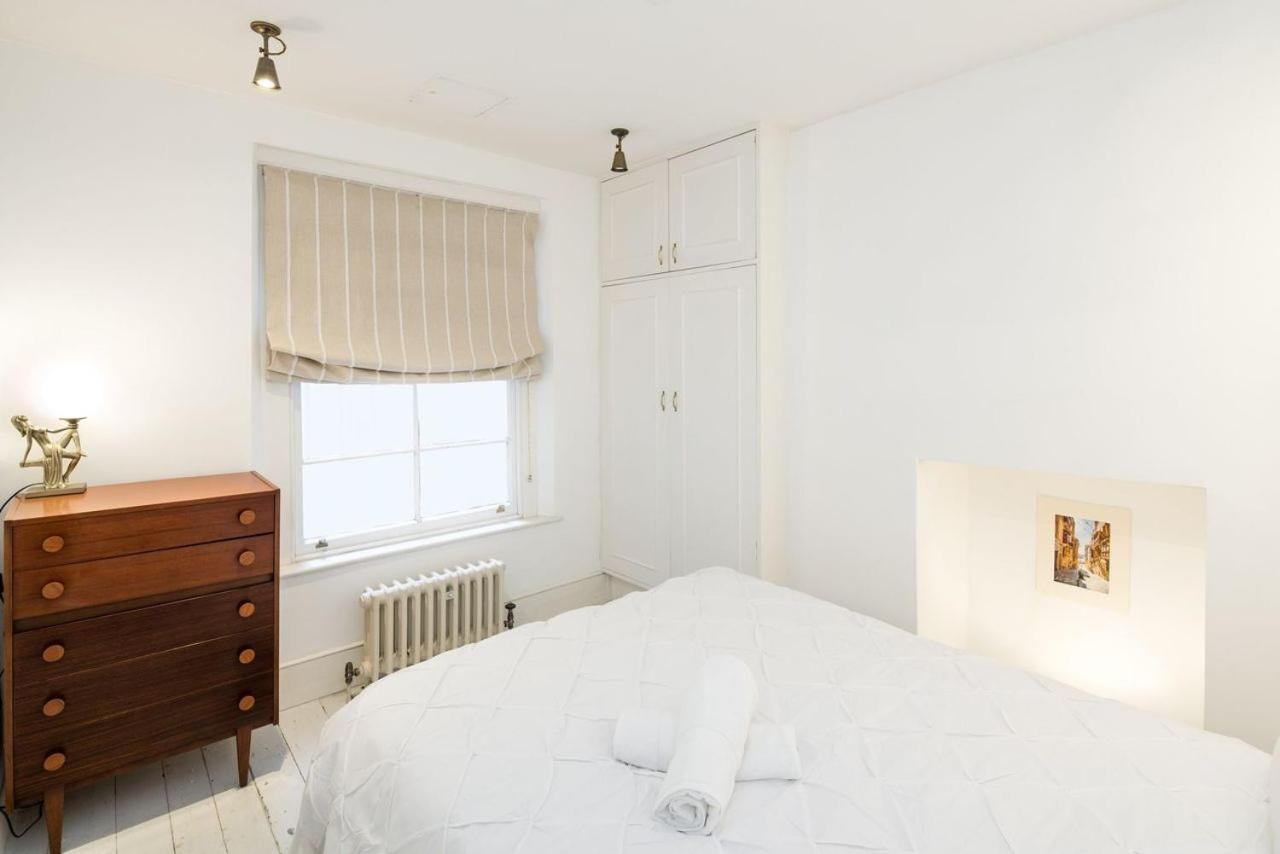Charming 2-Bed Flat In The Heart Of Nottinghill - Steps From Portobello Rd Market And Nottinghill Bookshop Lägenhet London Exteriör bild